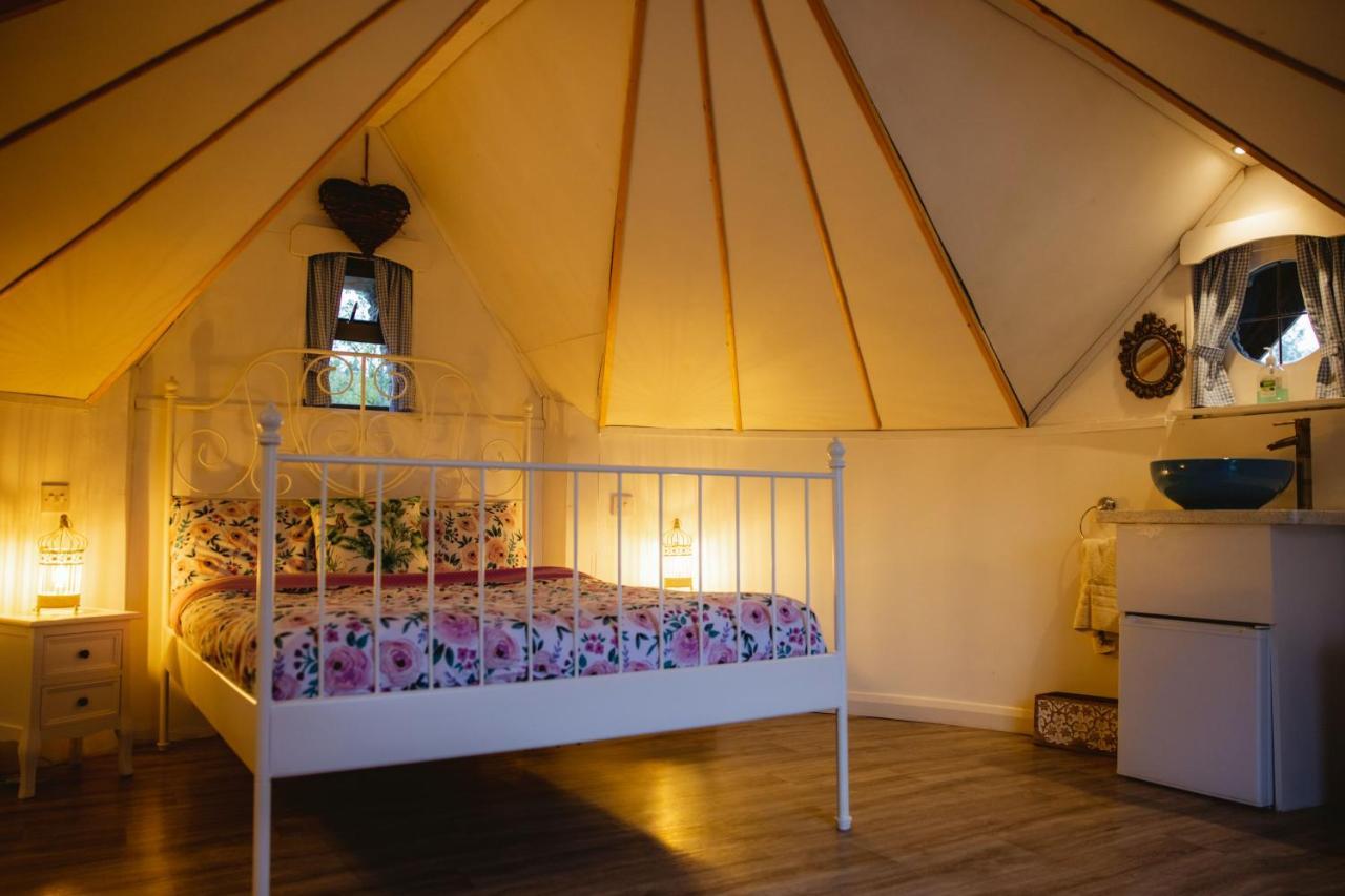 Mayo Glamping Castlebar Exterior photo